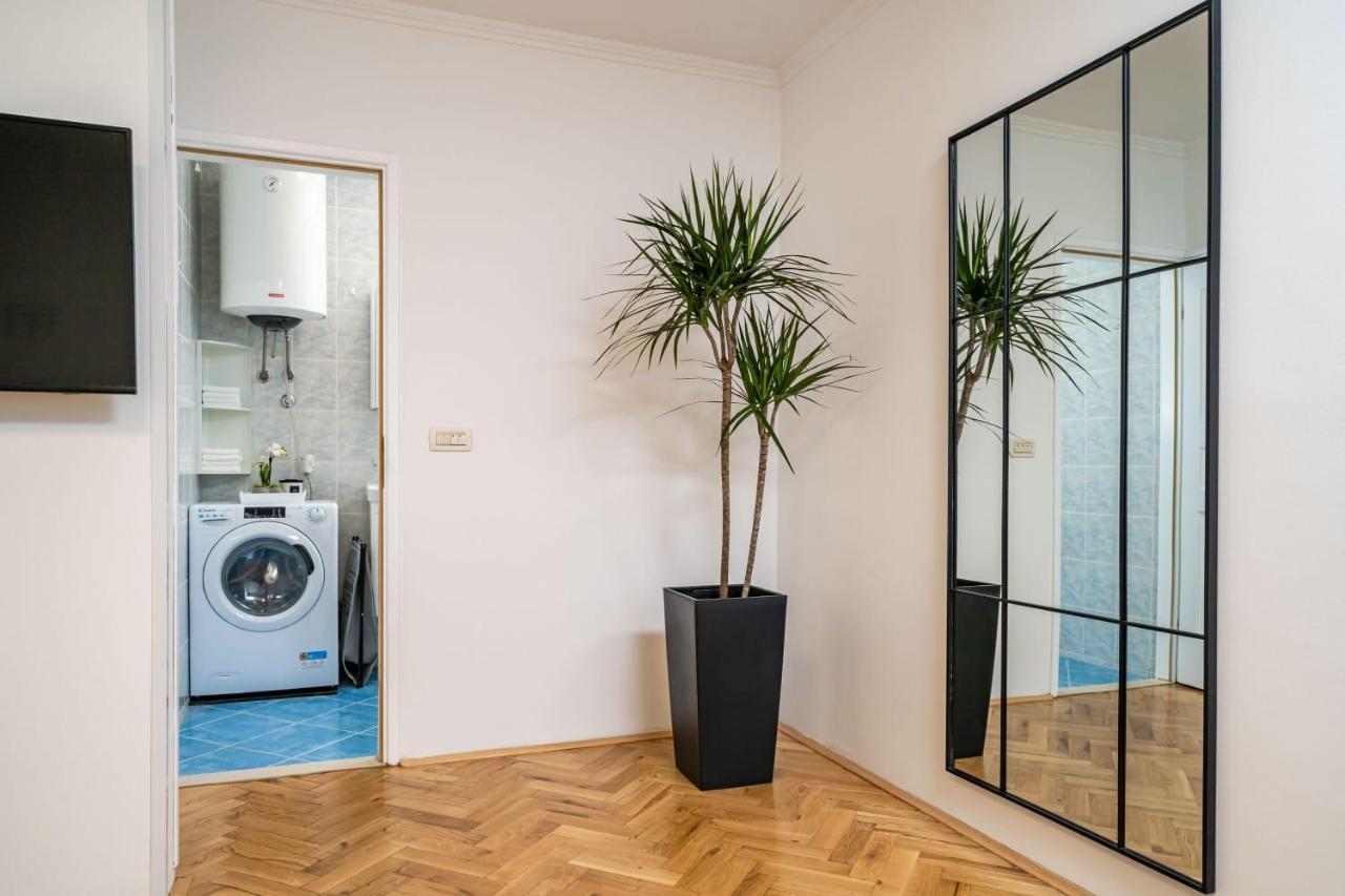 Apartman Knego With Parking 두브로브니크 외부 사진