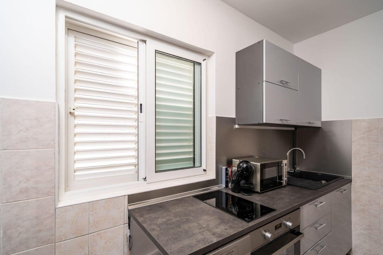 Apartman Knego With Parking 두브로브니크 외부 사진