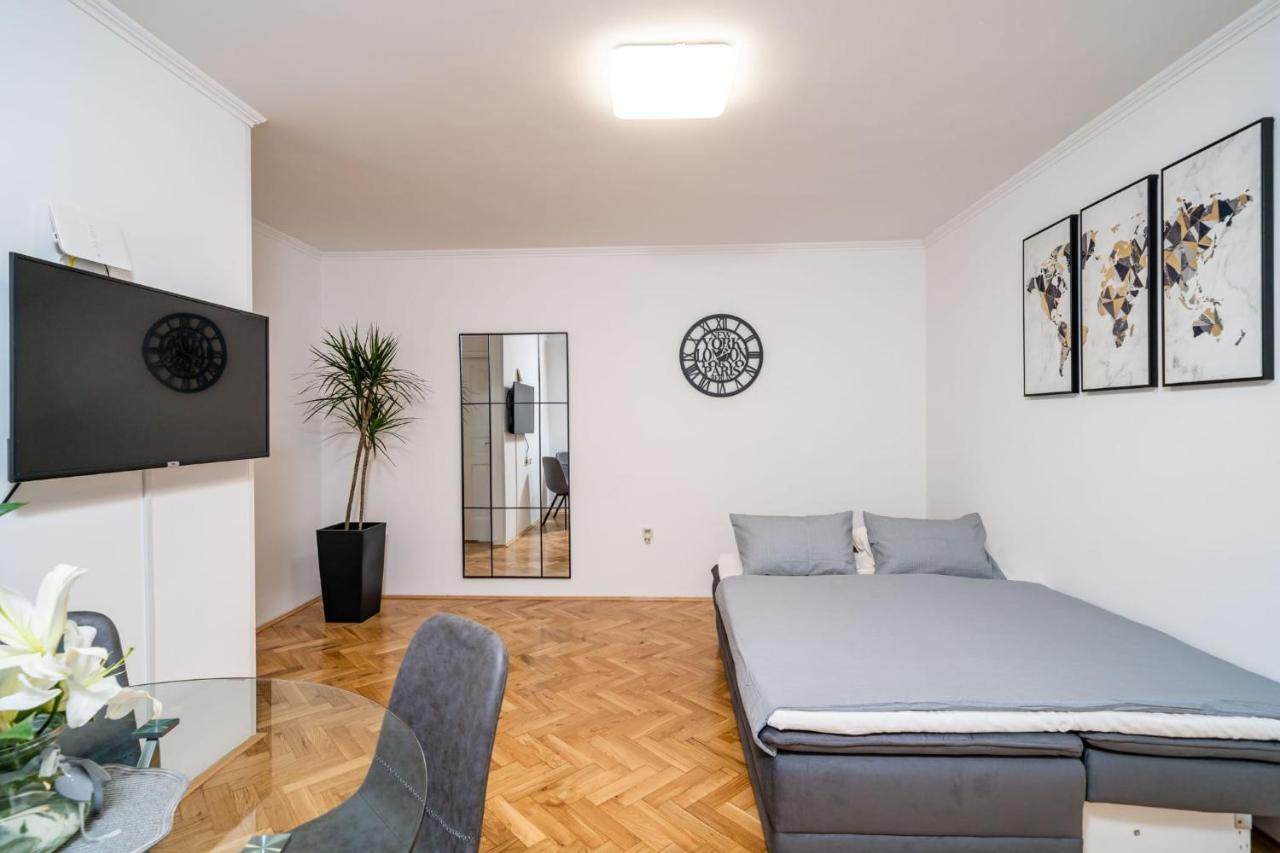 Apartman Knego With Parking 두브로브니크 외부 사진